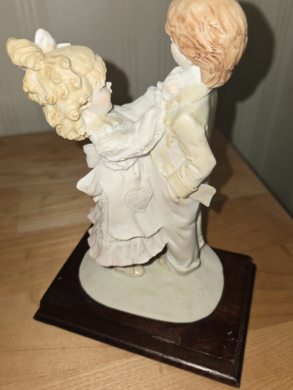 A. Belcari Boy And Girl 1984 Made In Italy 9 In Tall "Dear Arnart" Dancing - Picture 3 of 6